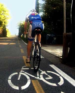 Cycling around Lake Como